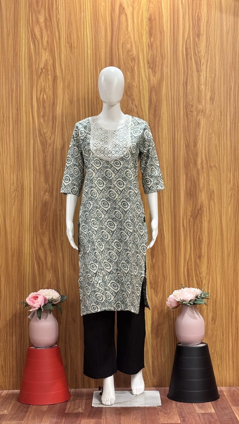 Embroidery Tops - ET08